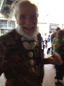 Komet Bernhart interessiert sich auch im hohen Alter noch für die Bright