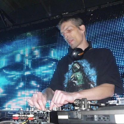 487032_10151285926547240_1814645260_n